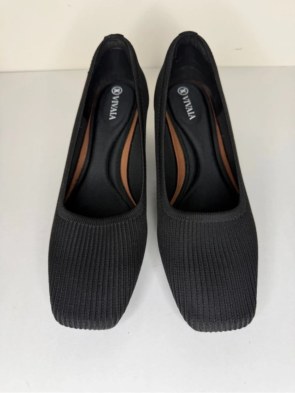 Vivaia Shoes Pump Block Heels Women Size 40 US 9 Black Knit Textile Slip Ons